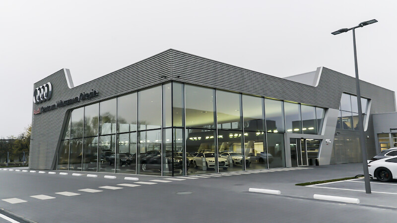 Audi Centrum Warszawa Okęcie - nowy salon czterech pierścieni